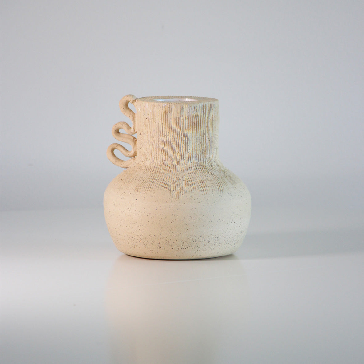 unique ceramic vase | Garofano bianco